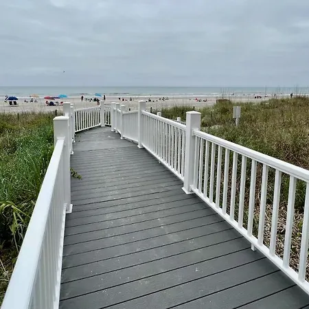 Oceanview Condo With Pool, Hot Tub, Balcony, Right On The Beach Myrtle Beach Exterior photo