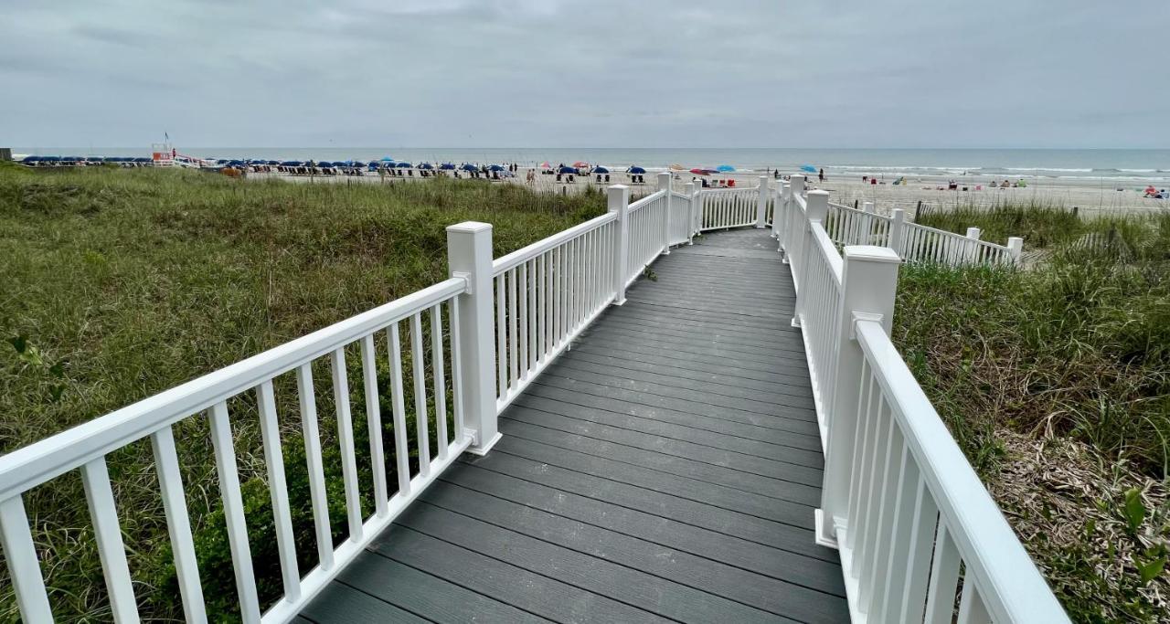 Apartment Oceanview With Pool, Hot Tub, Balcony, Right On The
