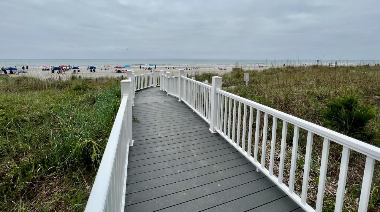 Oceanview With Pool, Hot Tub, Balcony, Right On The
