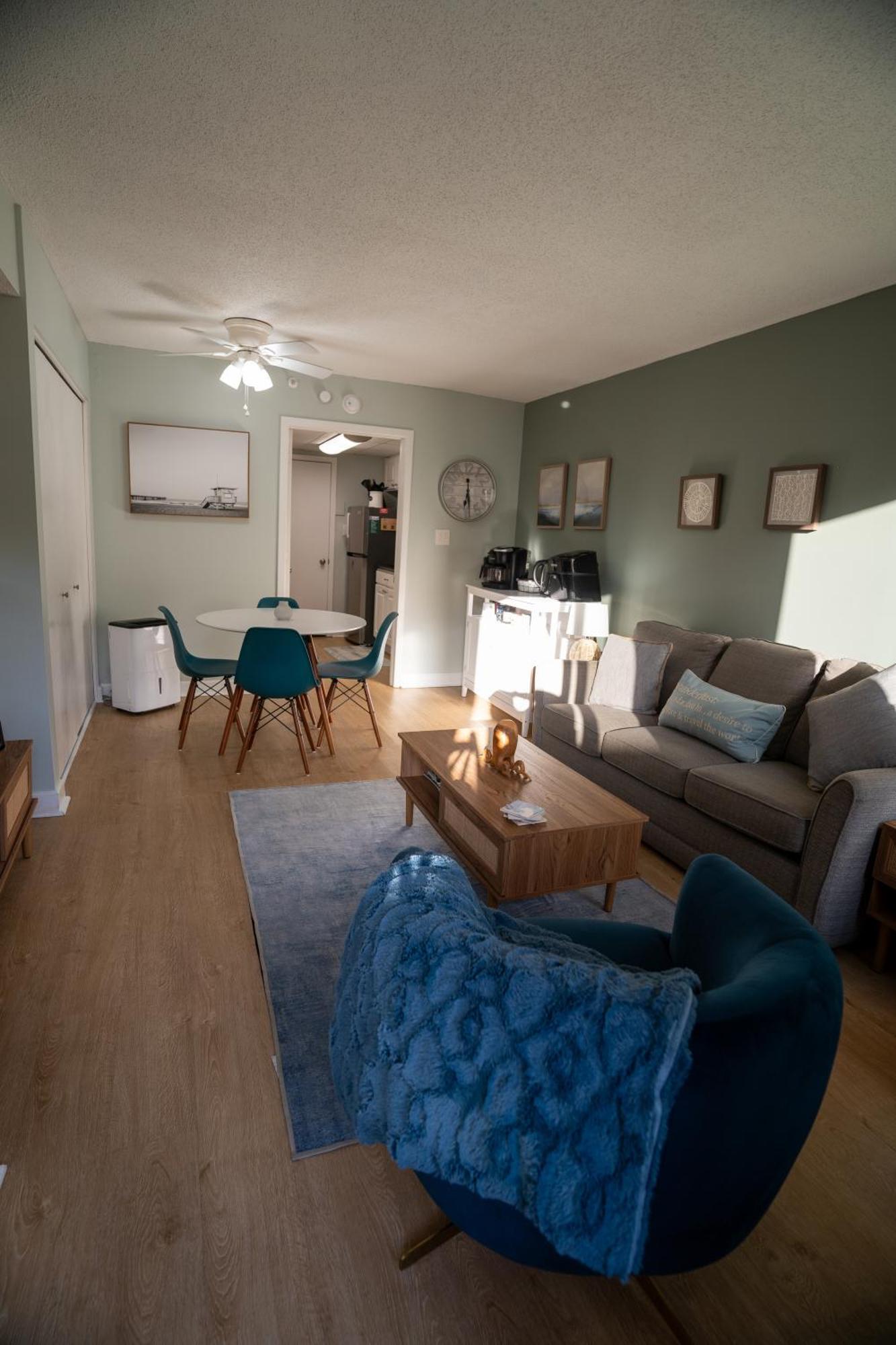 Oceanview With Pool, Hot Tub, Balcony, Right On The Apartment *